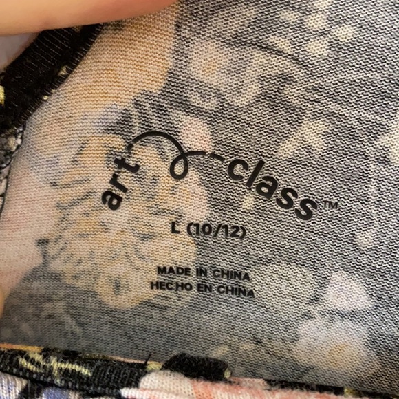 Romper - Picture 2 of 4